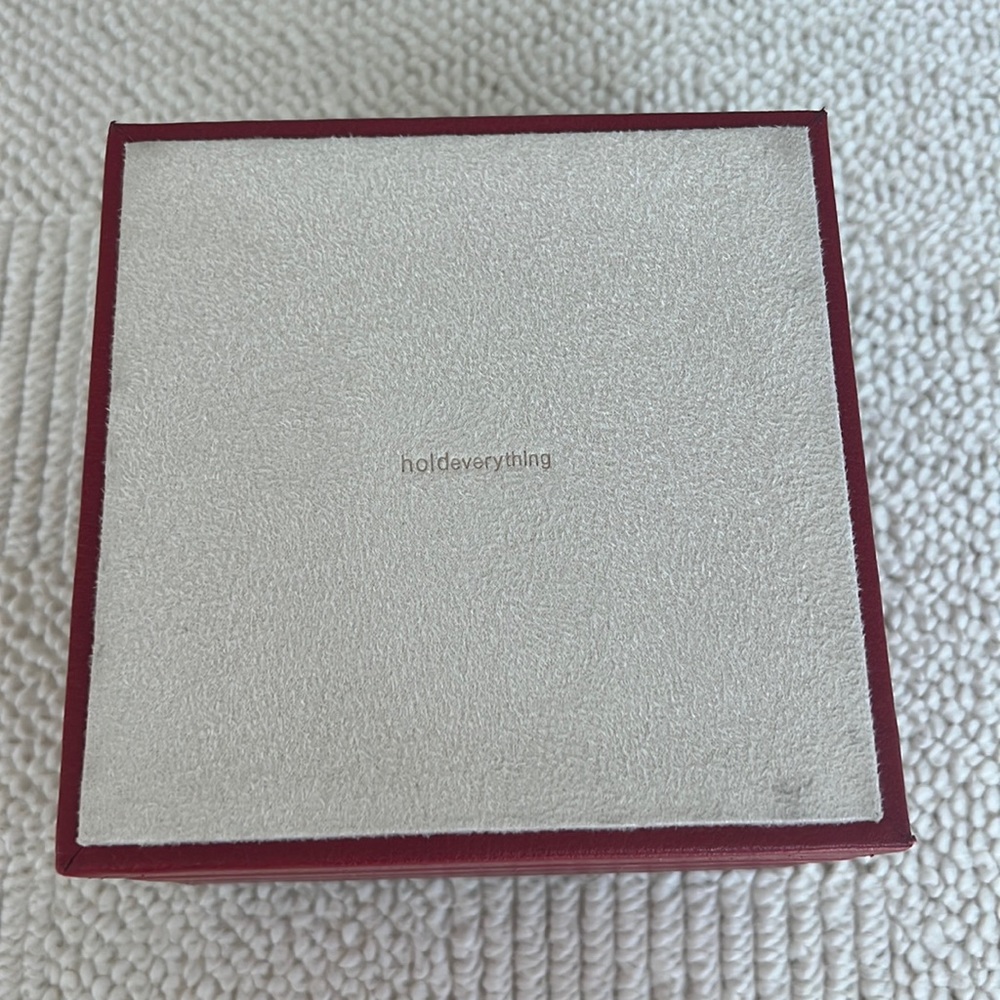 Hold Everything | Stackable Red Leather & Suede Jewelry Holder Box - Picture 5 of 8